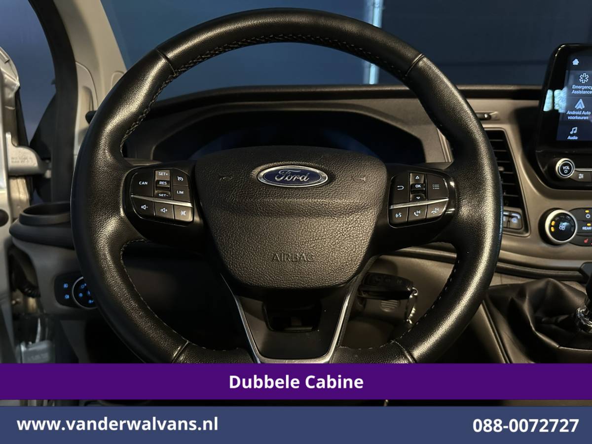 Ford Transit Custom Ford Transit Custom 2.0 TDCI 131pk L2H1 Dubbele Cabine Euro6 Airco | 5-Zits | Camera | Apple Carplay | LED | 2800kg Trekhaak Android Auto, Cruisecontrol, Parkeersensoren, Stoelverwarming, Verwarmde voorruit, Dakdragers