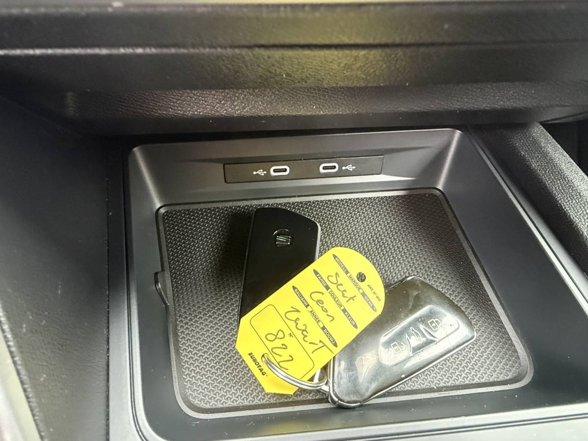 SEAT Leon SEAT Leon Sportstourer BWJ 2021 1.5 150 PK TSI FR FULL LED | CARPLAY + ANDROID | DAB + | NAVI | CLIMA | CRUISE | LMV | PDC