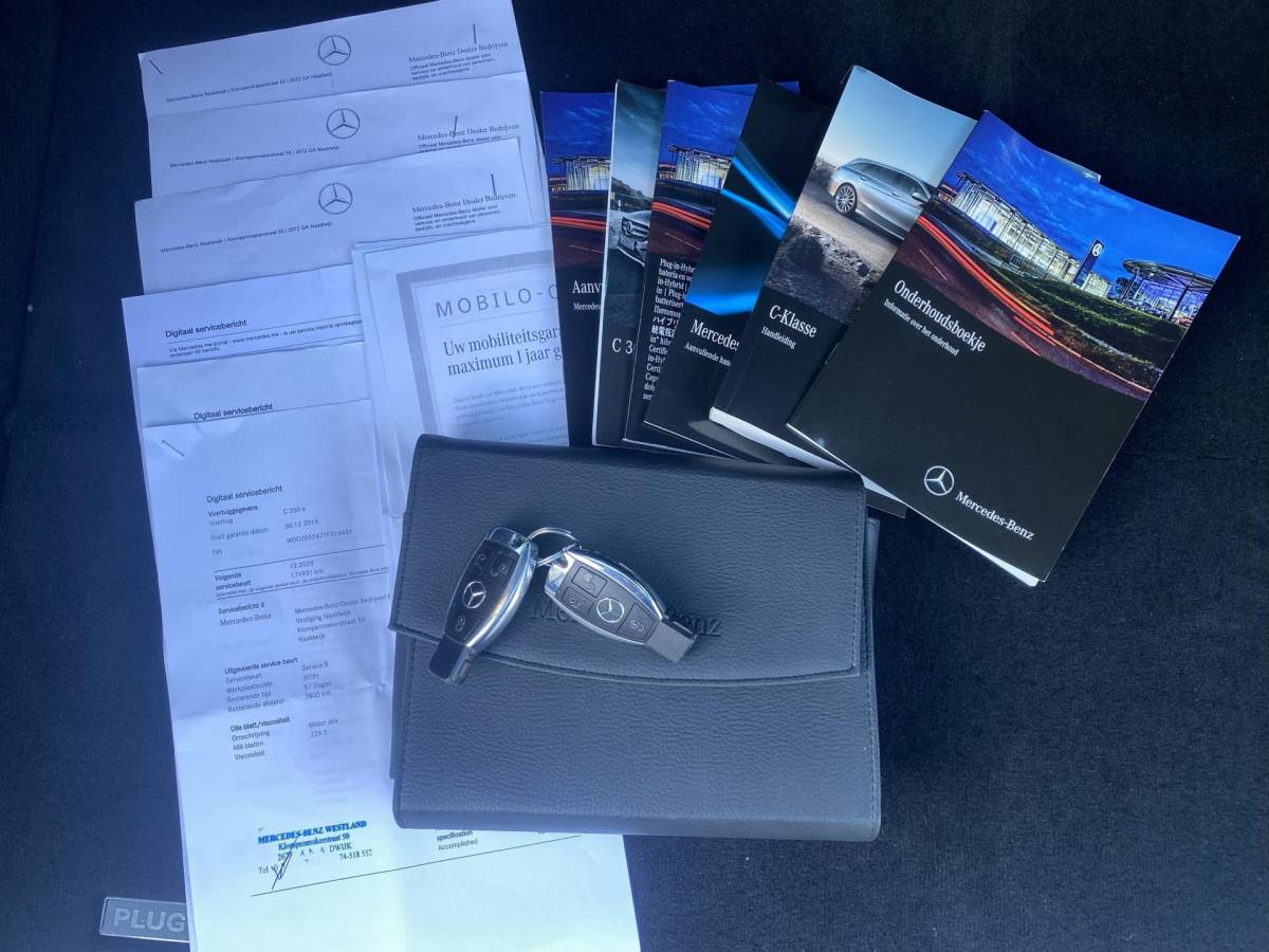 Mercedes-Benz C-Klasse Mercedes-Benz C-klasse Estate 350 e HUD/ Vol leder/ Burmester/ Camera/ Keyless/ NAP/ Dealer onderh.