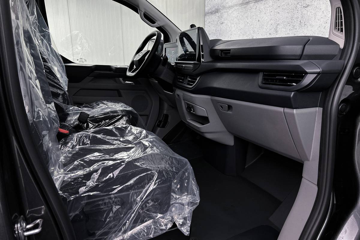 Ford  Ford E-Custom 340 L2 Limited | 2x schuifdeur | Stoelverwarming | Adaptieve cruise control