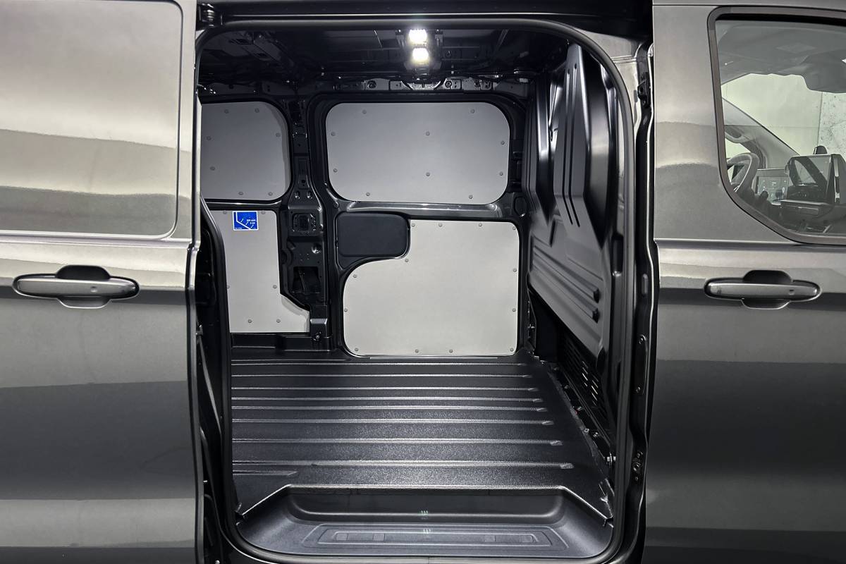 Ford  Ford E-Custom 340 L2 Limited | 2x schuifdeur | Stoelverwarming | Adaptieve cruise control