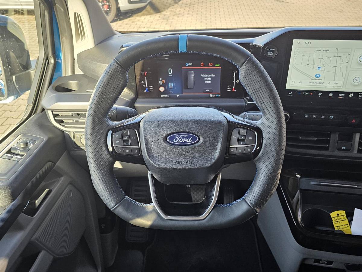 Ford Transit Custom Ford Transit Custom 320 2.5 PHEV L1H1 MS-RT DC | Dubbele Cabine | Dubbele zijschuifdeur | Keyless entry | Lederen sportstoelen | Elektrische zijschuifdeur | Virtual cockpit | Fabrieksgarantie tm. 16-04-2029