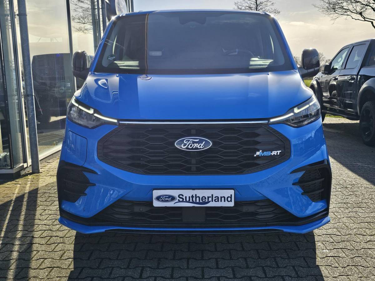 Ford Transit Custom Ford Transit Custom 320 2.5 PHEV L1H1 MS-RT DC | Dubbele Cabine | Dubbele zijschuifdeur | Keyless entry | Lederen sportstoelen | Elektrische zijschuifdeur | Virtual cockpit | Fabrieksgarantie tm. 16-04-2029