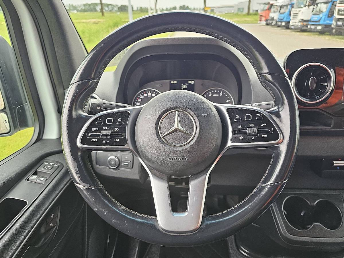 Mercedes-Benz Sprinter MERCEDES-BENZ SPRINTER 319 l2h1 v6 led mbux10