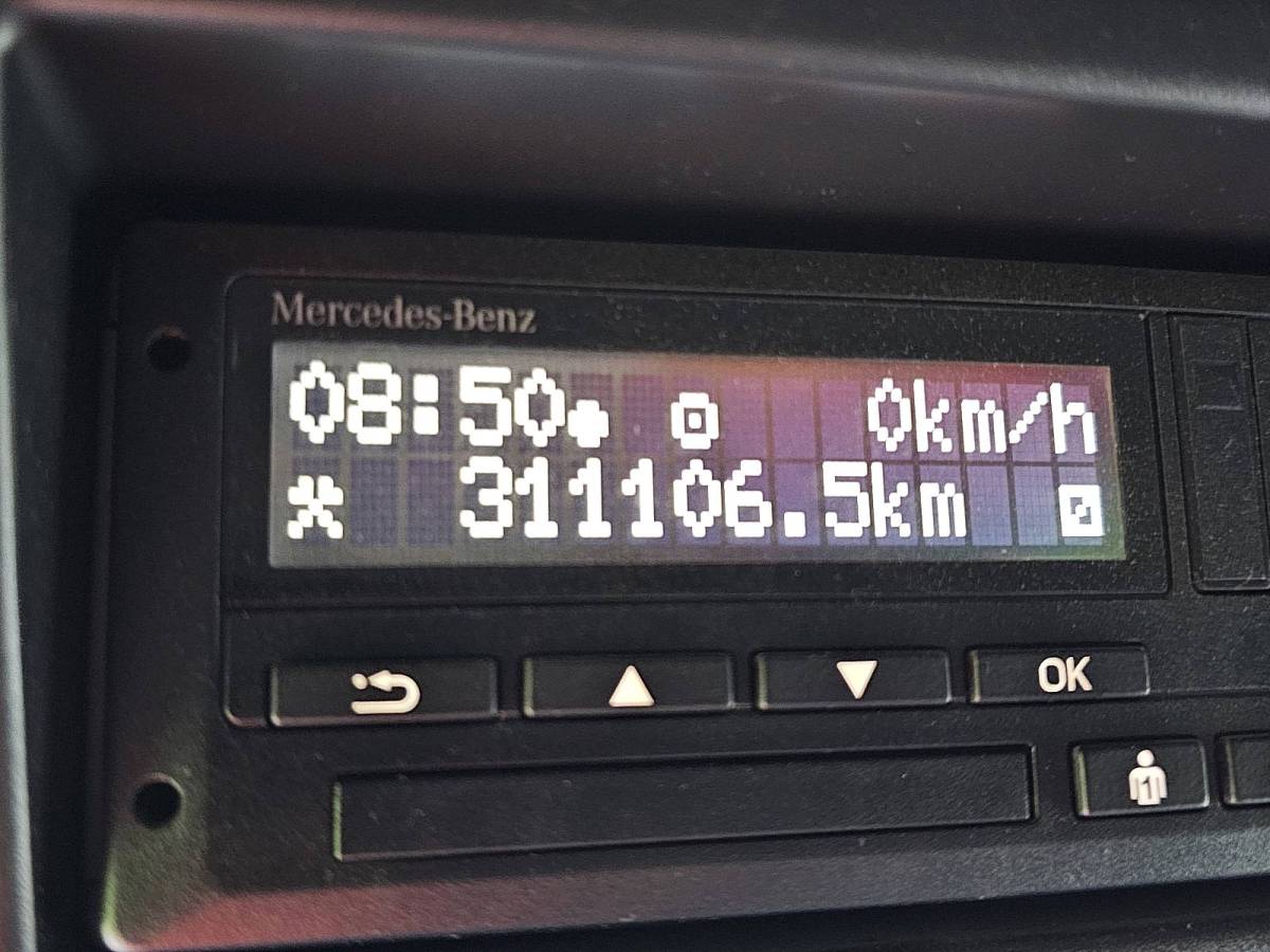 Mercedes-Benz Sprinter MERCEDES-BENZ SPRINTER 319 l2h1 v6 led mbux10