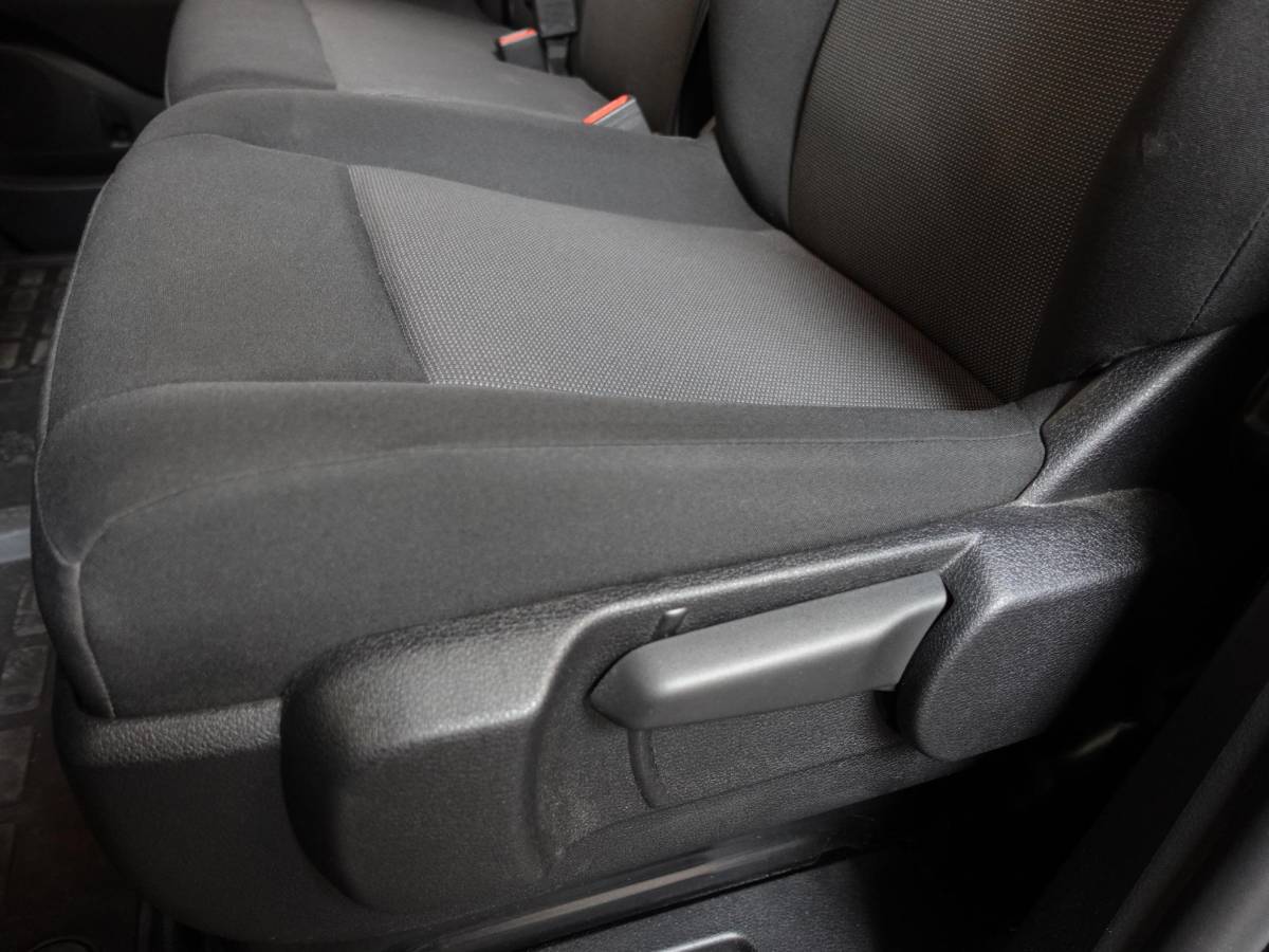 Peugeot Expert Peugeot Expert 145PK L3 Automaat Navigatie Apple Carplay Cruise control Trekhaak Parkeersensoren Euro6