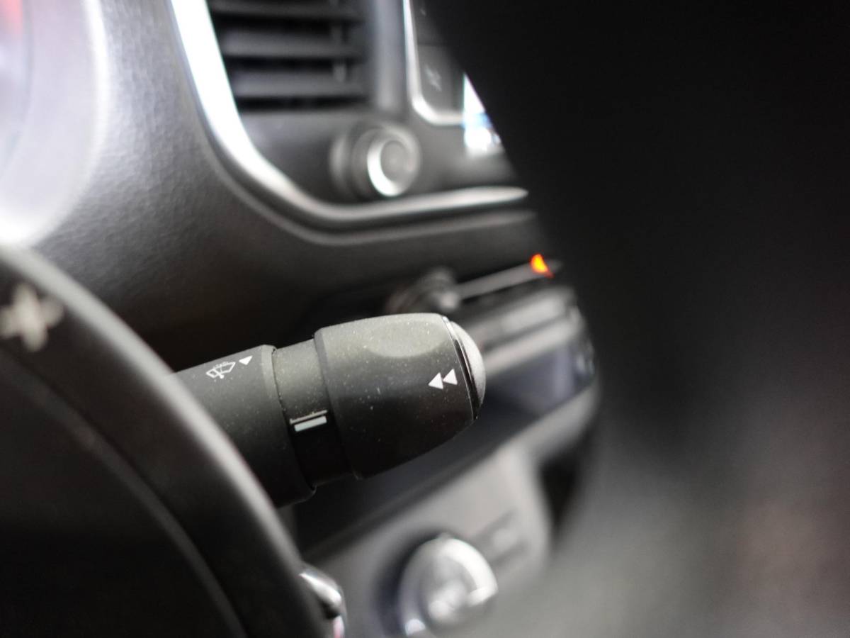 Peugeot Expert Peugeot Expert 145PK L3 Automaat Navigatie Apple Carplay Cruise control Trekhaak Parkeersensoren Euro6