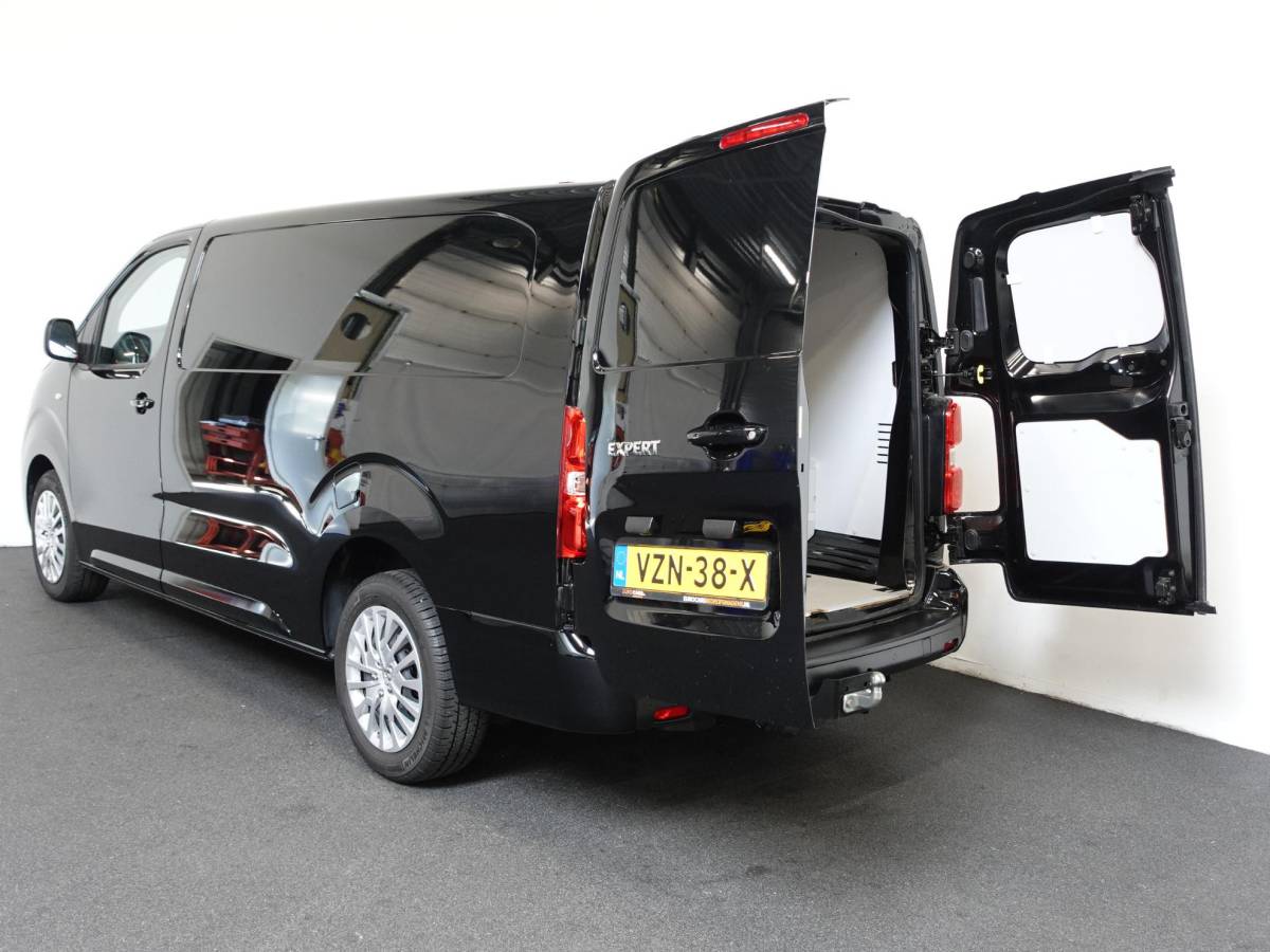 Peugeot Expert Peugeot Expert 145PK L3 Automaat Navigatie Apple Carplay Cruise control Trekhaak Parkeersensoren Euro6