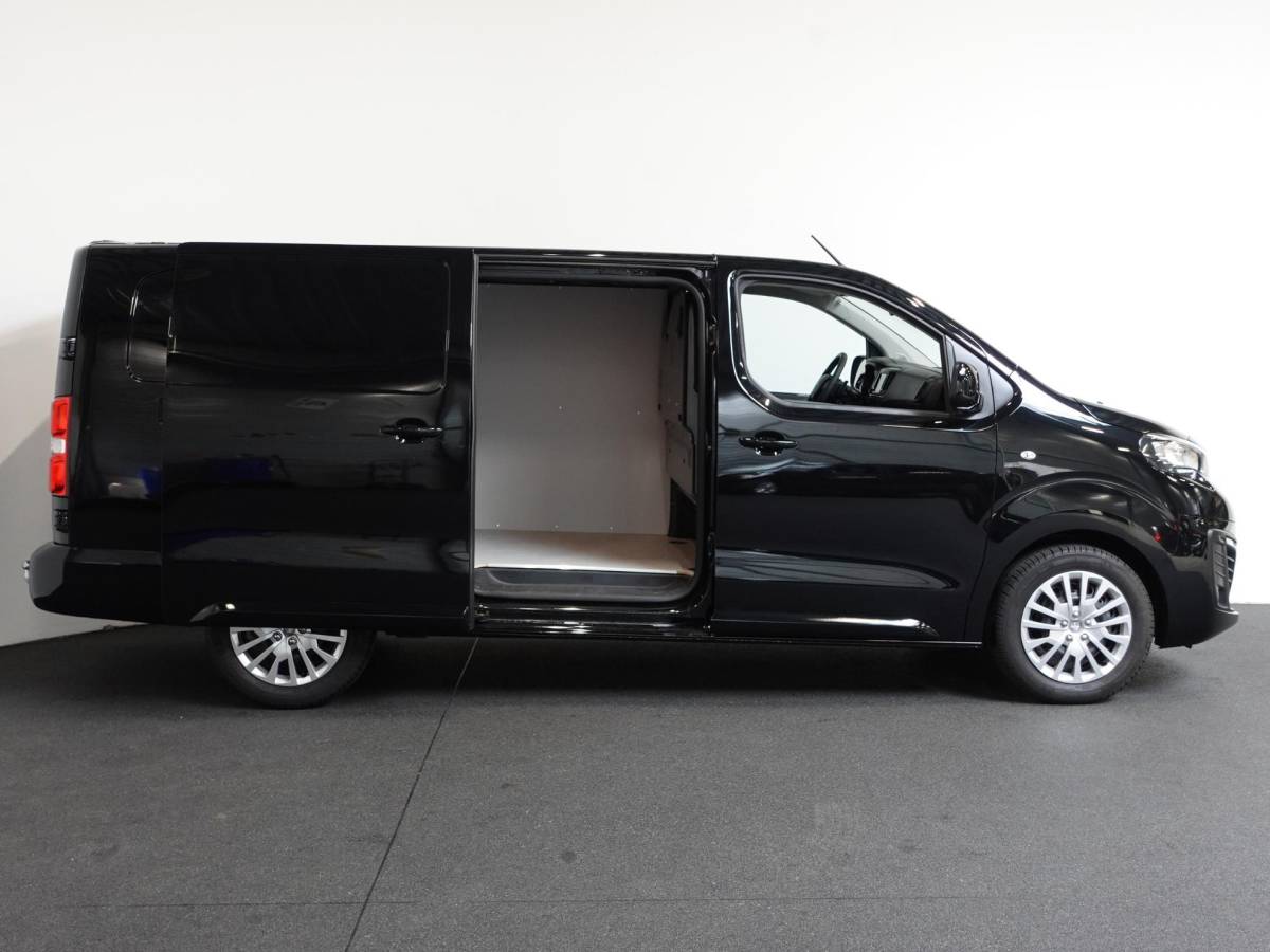 Peugeot Expert Peugeot Expert 145PK L3 Automaat Navigatie Apple Carplay Cruise control Trekhaak Parkeersensoren Euro6