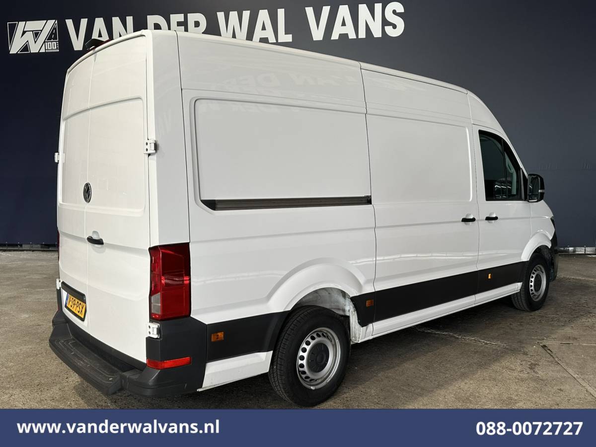 Volkswagen Crafter Volkswagen Crafter 2.0 TDI 141pk L3H3 L2H2 Euro6 Airco | Camera | Apple Carplay | Cruisecontrol | Chauffeursstoel Android Auto, Massagestoel