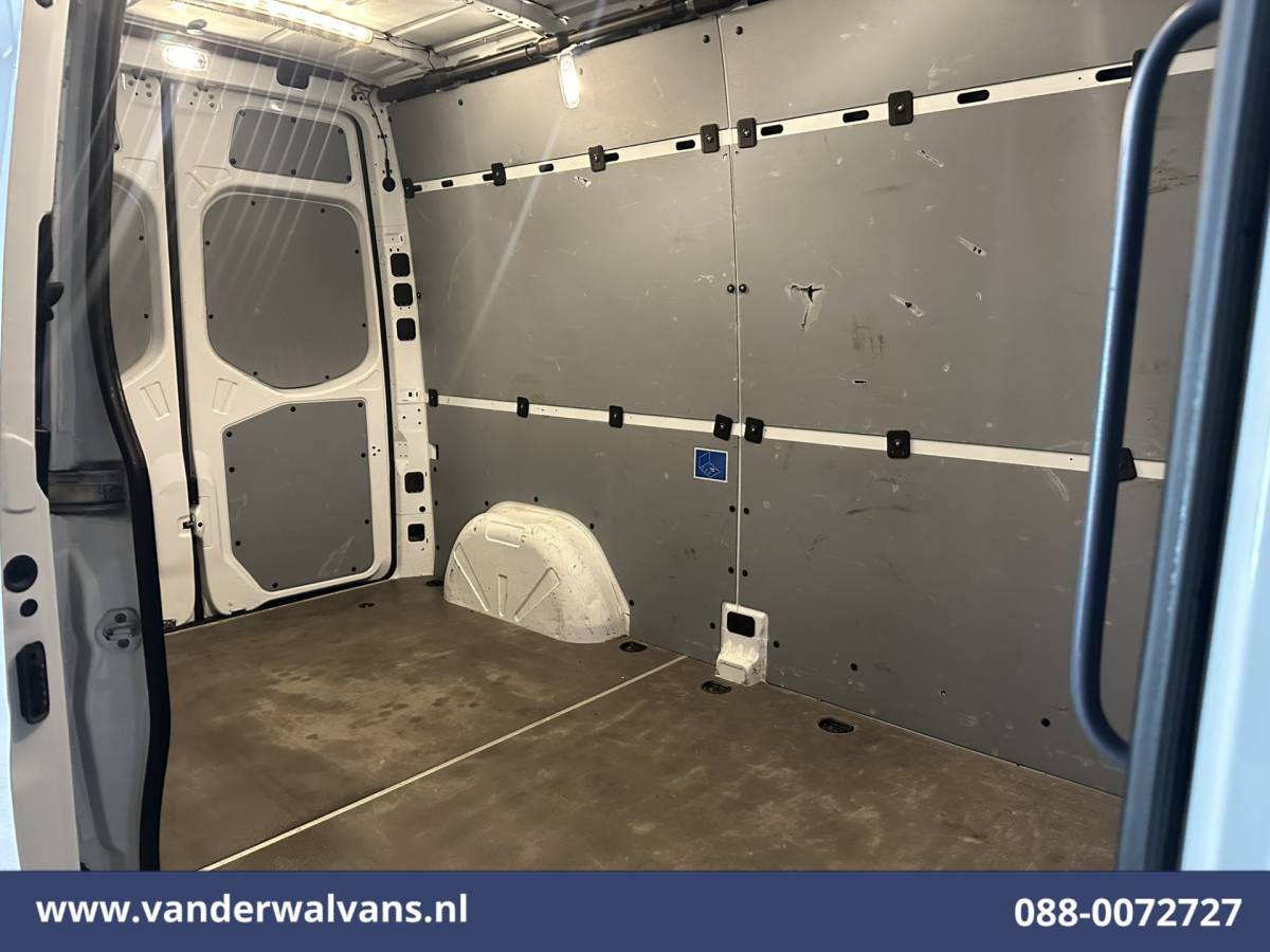 Mercedes-Benz Sprinter Mercedes-Benz Sprinter 211 CDI L2H2 Euro6 Airco | Camera | Trekhaak Bijrijdersbank