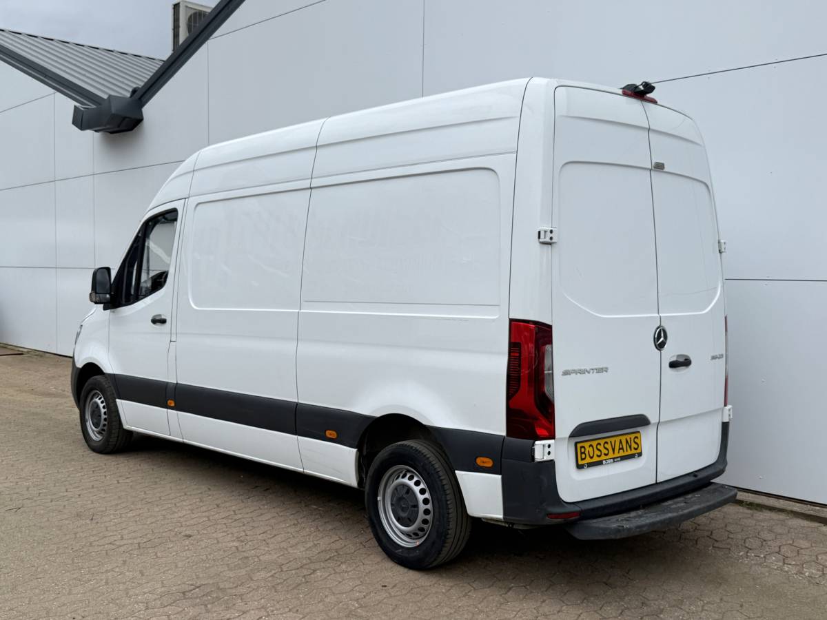 Mercedes-Benz Sprinter Mercedes-Benz Sprinter 315 1.9 CDI Automaat LED Climate control Camera Carplay Cruise control