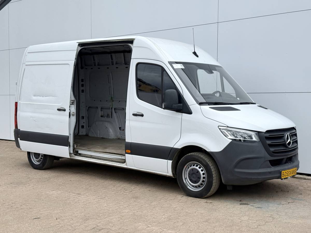 Mercedes-Benz Sprinter Mercedes-Benz Sprinter 315 1.9 CDI Automaat LED Climate control Camera Carplay Cruise control