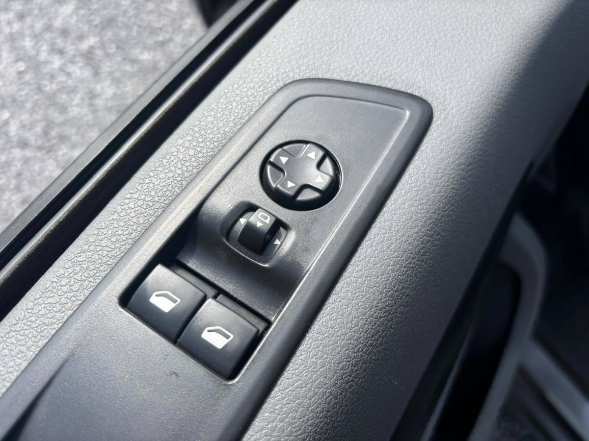 Peugeot Expert Peugeot Expert 231S 2.0 BlueHDI 120 Premium Pack |3 pers.|Carplay|Trekhaak|Cruise|PDC|