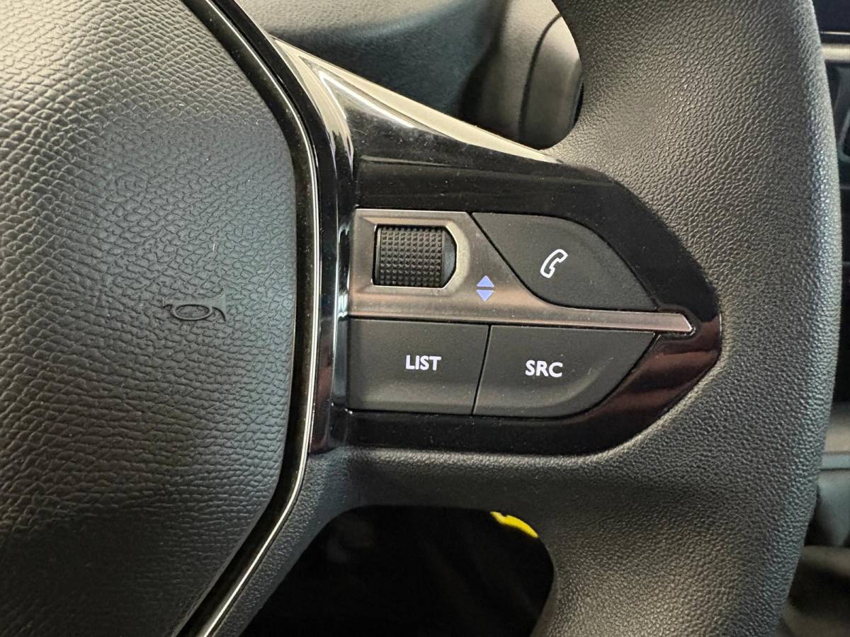 Peugeot Partner Peugeot Partner 1.5 BlueHDI Premium L2 Navigatie Apple Carplay/ Android Auto Parkeersensoren achter Cruise Control Airco