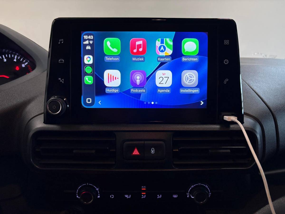 Peugeot Partner Peugeot Partner 1.5 BlueHDI Premium L2 Navigatie Apple Carplay/ Android Auto Parkeersensoren achter Cruise Control Airco