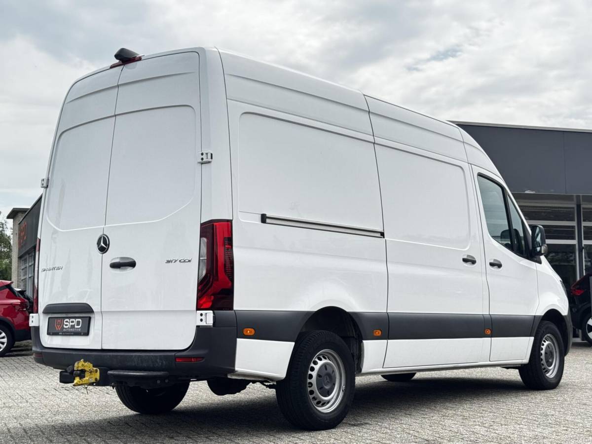Mercedes-Benz Sprinter Mercedes Sprinter bestel 317 1.9CDI L2H2 RWD|LED|Leer|Camera