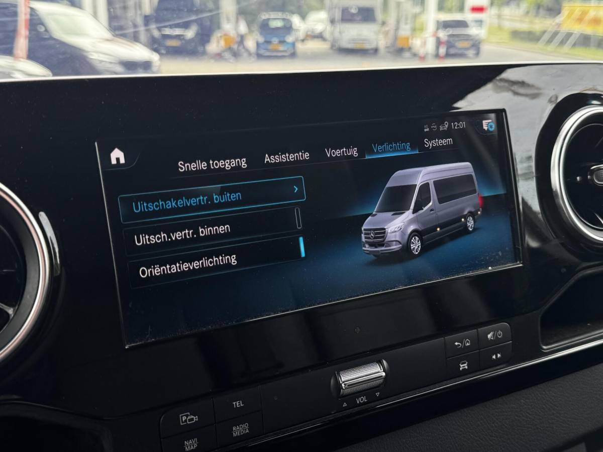 Mercedes-Benz Sprinter Mercedes Sprinter bestel 317 1.9CDI L2H2 RWD|LED|Leer|Camera