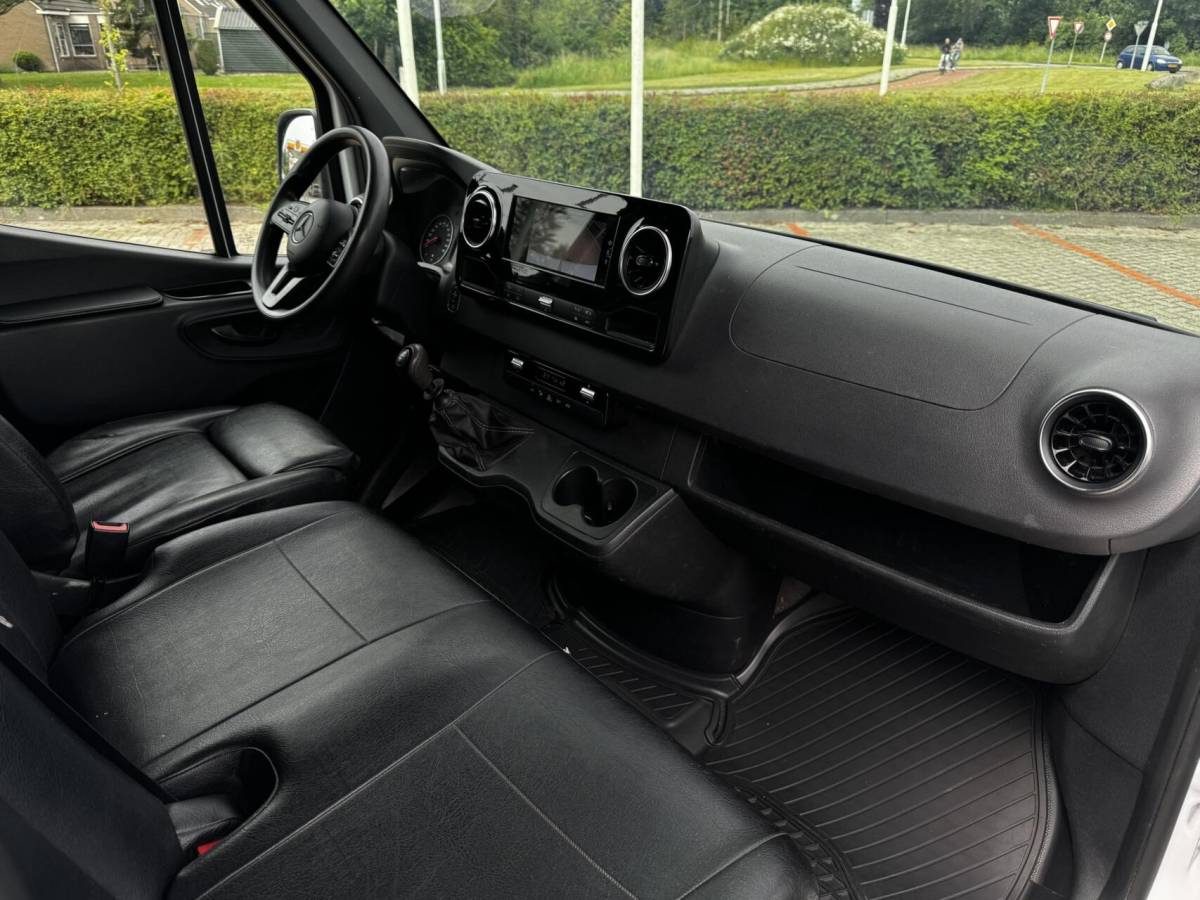 Mercedes-Benz Sprinter Mercedes Sprinter bestel 317 1.9CDI L2H2 RWD|LED|Leer|Camera