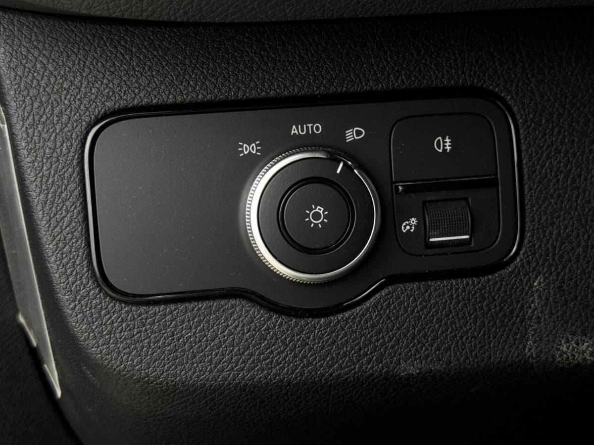 Mercedes-Benz Sprinter Mercedes Sprinter bestel 317 1.9CDI L2H2 RWD|LED|Leer|Camera