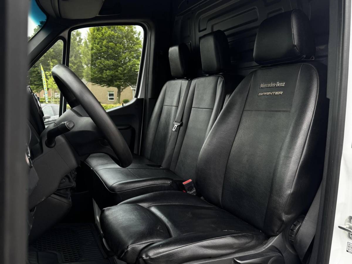 Mercedes-Benz Sprinter Mercedes Sprinter bestel 317 1.9CDI L2H2 RWD|LED|Leer|Camera