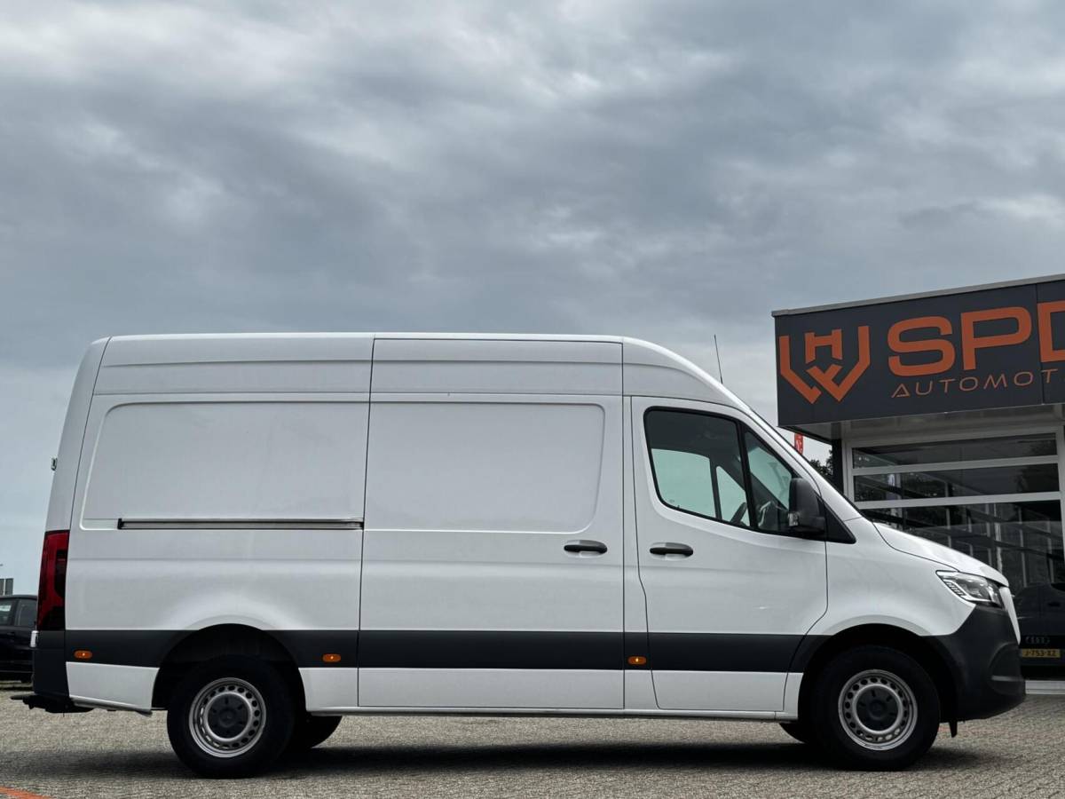 Mercedes-Benz Sprinter Mercedes Sprinter bestel 317 1.9CDI L2H2 RWD|LED|Leer|Camera