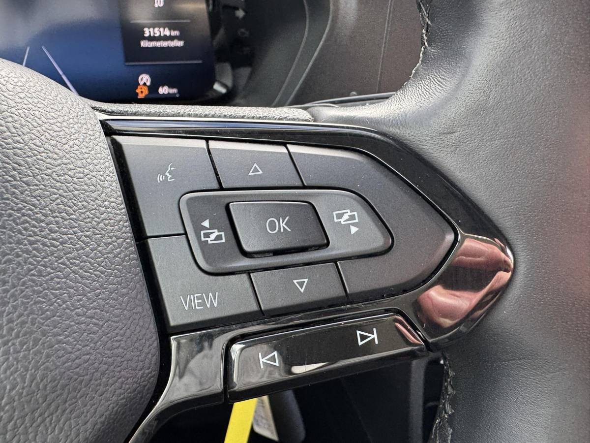 Ford Transit Connect Ford Transit Connect 2.0 EcoBlue L1 Trend | SCI | 122pk | Automaat | Nieuw model | Trekhaak | Zwarte velgen | Race striping