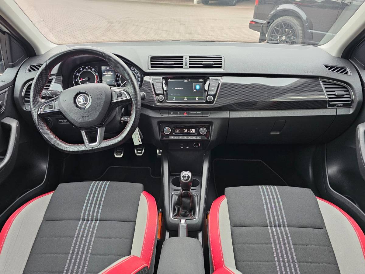 Škoda Fabia ŠKODA Fabia Combi 1.2 TSI Monte Carlo | Pano | Navi | PDC achter | Cruise | All-seasons | Sound pakket | Sunset |