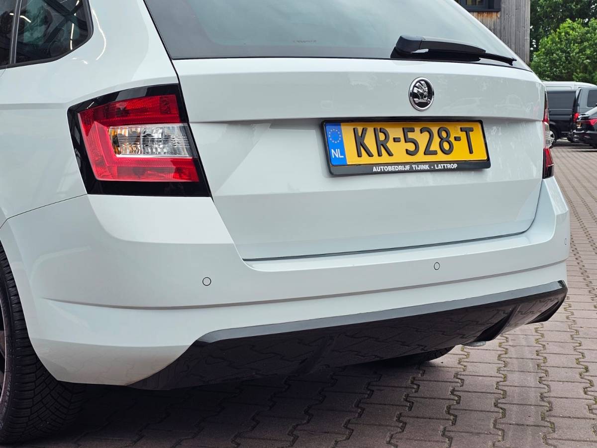 Škoda Fabia ŠKODA Fabia Combi 1.2 TSI Monte Carlo | Pano | Navi | PDC achter | Cruise | All-seasons | Sound pakket | Sunset |