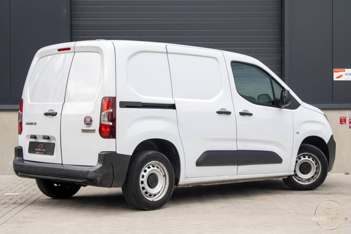 Fiat Doblò Fiat Doblò 1.5D 100pk L1 650kg Carplay 1e eigenaar Airco Cruise