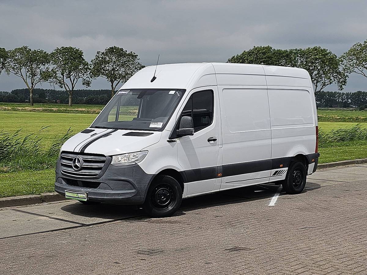 Mercedes-Benz Sprinter MERCEDES-BENZ SPRINTER 214 cdi aut. l2h2