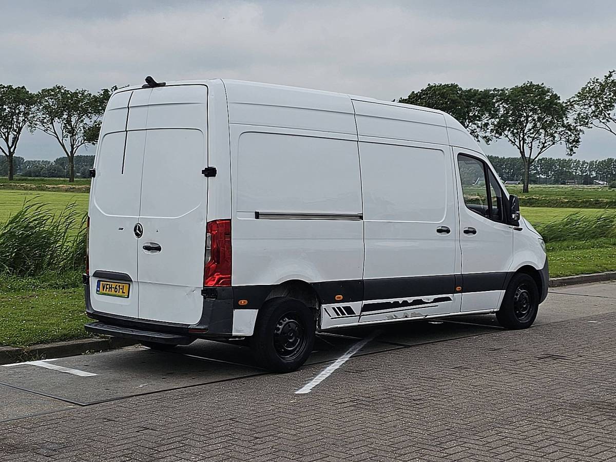 Mercedes-Benz Sprinter MERCEDES-BENZ SPRINTER 214 cdi aut. l2h2