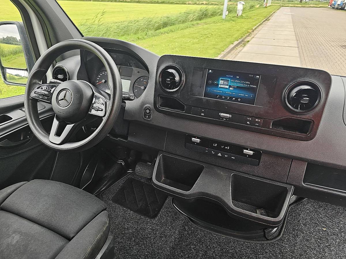 Mercedes-Benz Sprinter MERCEDES-BENZ SPRINTER 214 cdi aut. l2h2