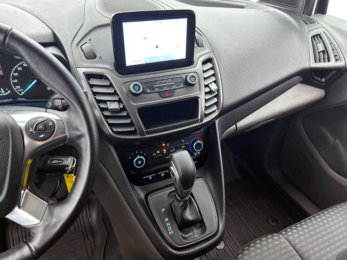 Ford Transit Connect Ford Transit Connect 1.5 EcoBlue Automaat L2 Trend Navigatie Airco Parkeersensoren Cruise Control Camera DAB+