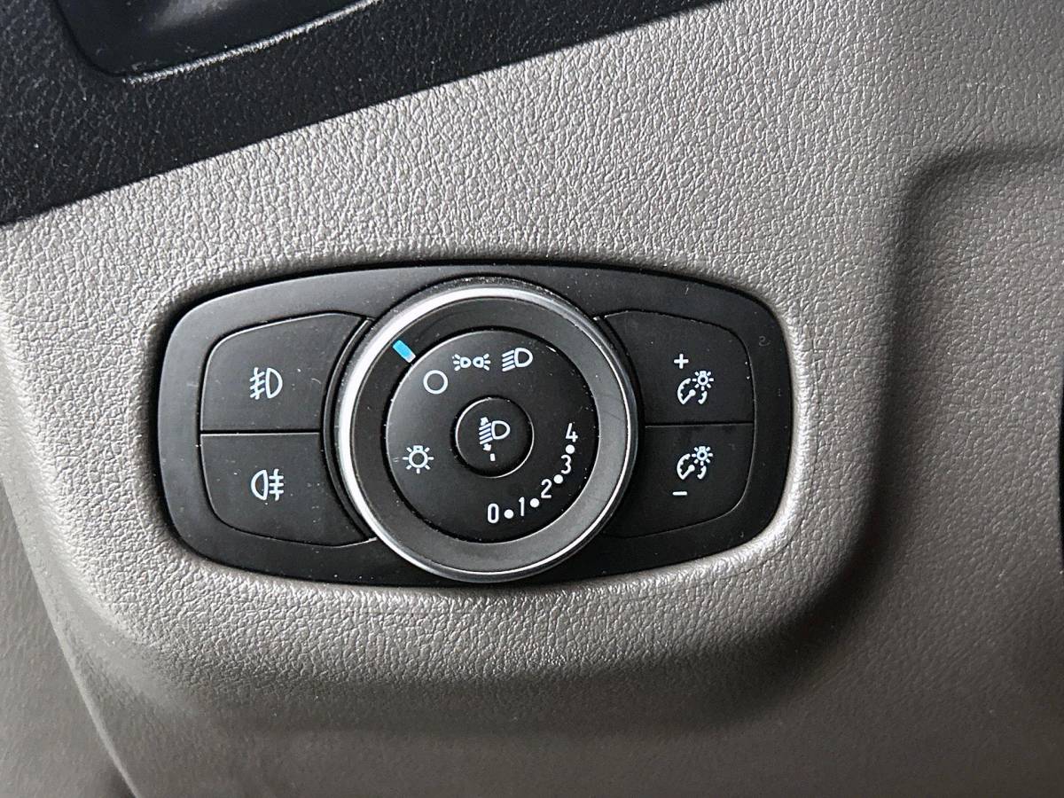 Ford Transit Connect Ford Transit Connect 1.5 EcoBlue Automaat L2 Trend Navigatie Airco Parkeersensoren Cruise Control Camera DAB+
