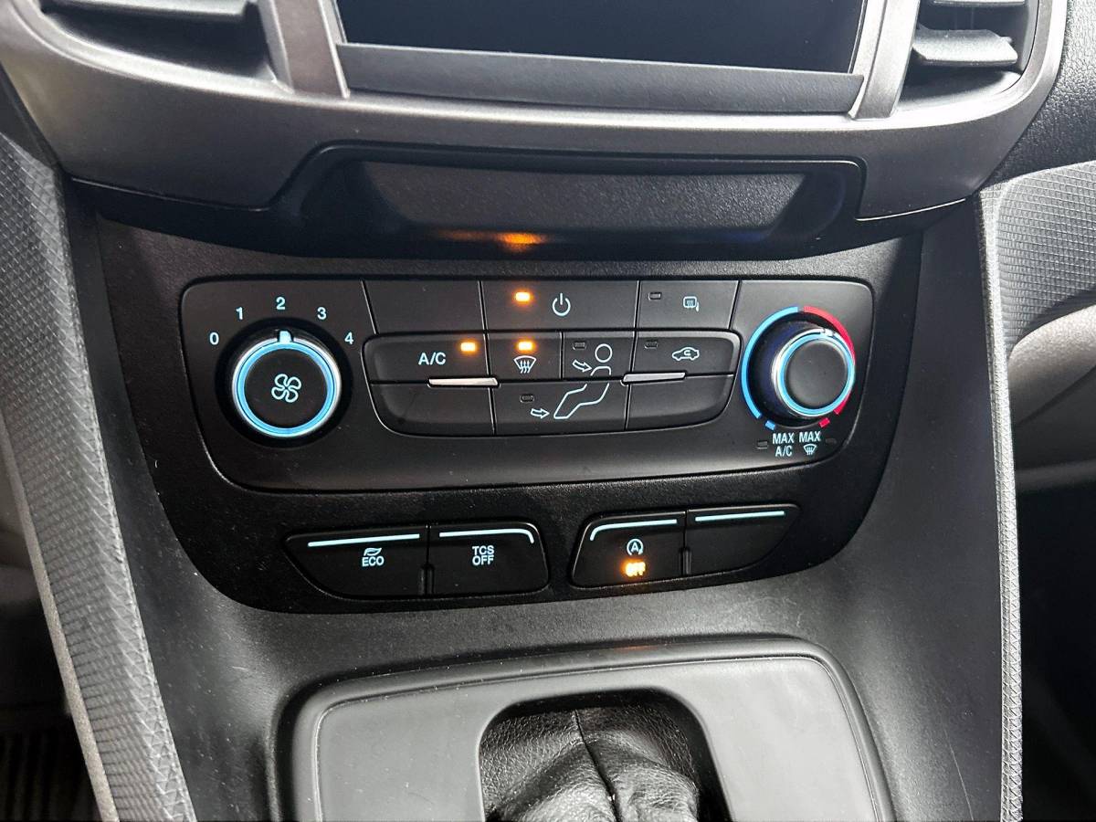 Ford Transit Connect Ford Transit Connect 1.5 EcoBlue Automaat L2 Trend Navigatie Airco Parkeersensoren Cruise Control Camera DAB+