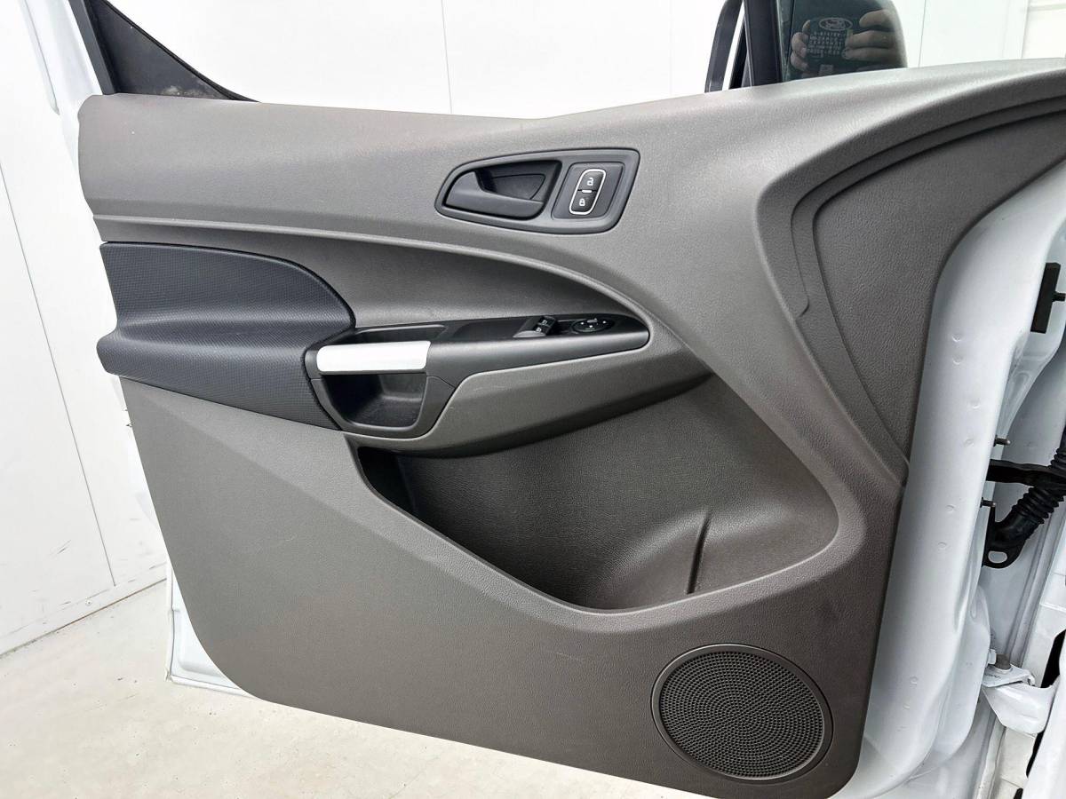 Ford Transit Connect Ford Transit Connect 1.5 EcoBlue Automaat L2 Trend Navigatie Airco Parkeersensoren Cruise Control Camera DAB+