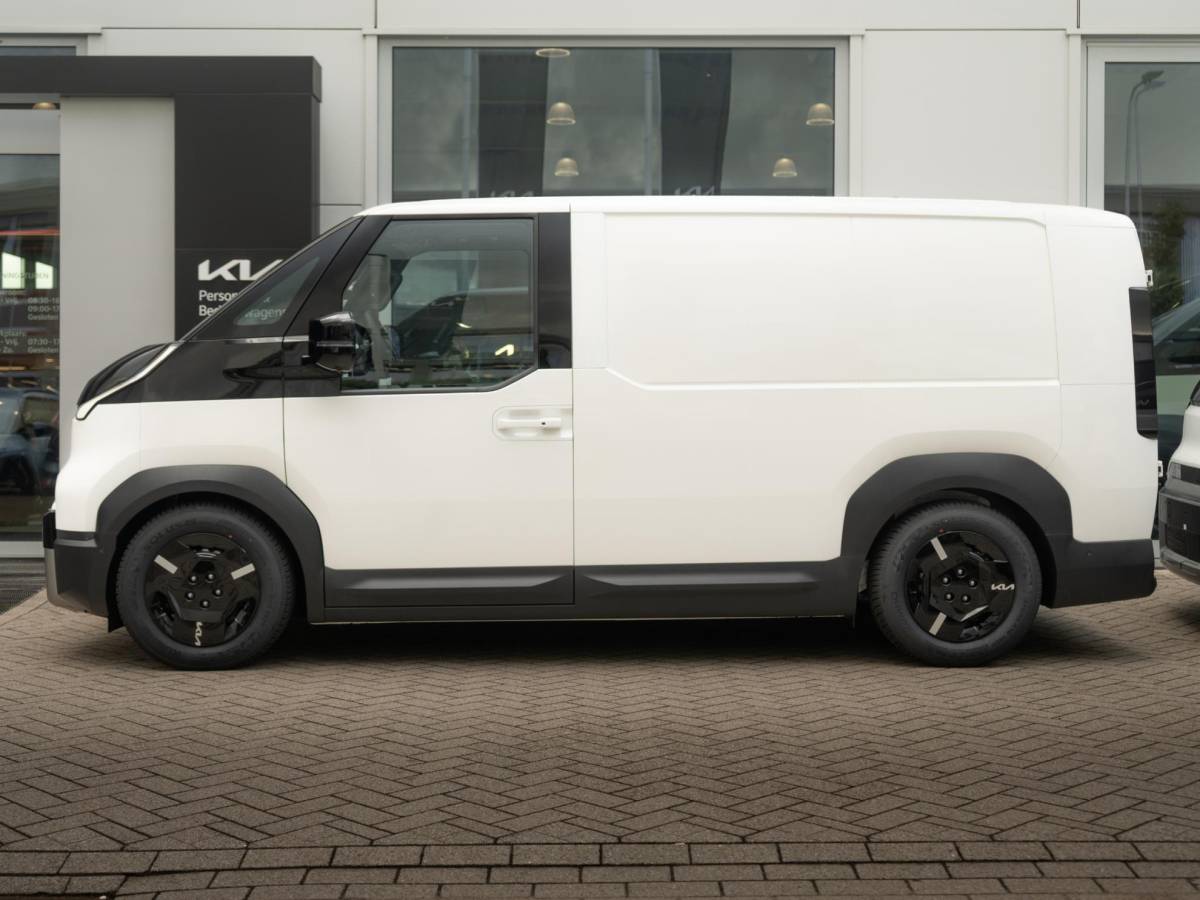 Kia PV5 Kia PV5 L2H1 Elite 71.2 kWh | OP VOORRAAD | 360 Graden camera | parkeersensoren rondom | Stoelverwarming |