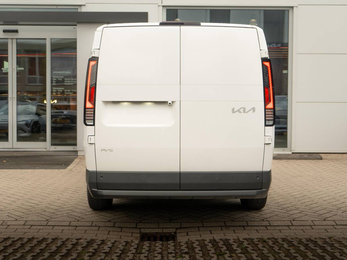 Kia PV5 Kia PV5 L2H1 Elite 71.2 kWh | OP VOORRAAD | 360 Graden camera | parkeersensoren rondom | Stoelverwarming |