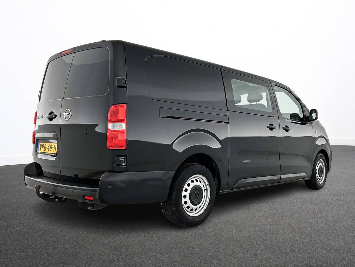 Opel Vivaro Opel Vivaro 1.5 CDTI L3H1 Edition Dubbele Cabine Airco Navigatie Bluetooth Parkeersensoren Camera Trekhaak