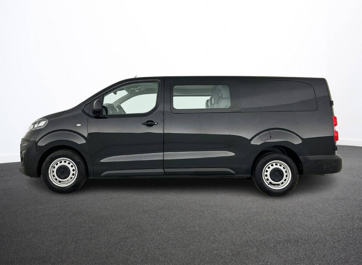 Opel Vivaro Opel Vivaro 1.5 CDTI L3H1 Edition Dubbele Cabine Airco Navigatie Bluetooth Parkeersensoren Camera Trekhaak