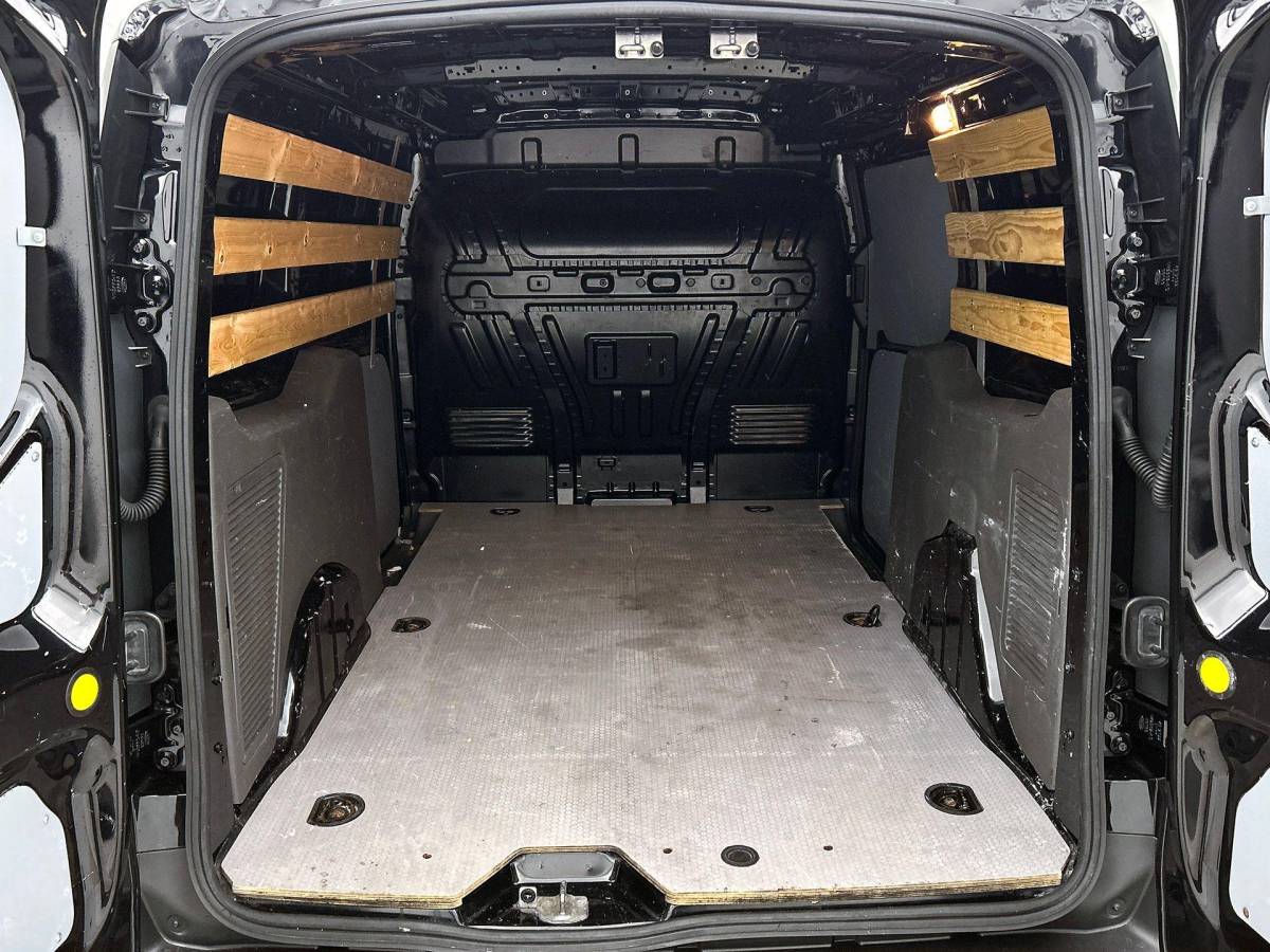 Ford Transit Connect Ford Transit Connect 1.5 EcoBlue L2 Trend Automaat Navi Airco Parkeersensoren Cruise Control 3Zits Camera DAB+