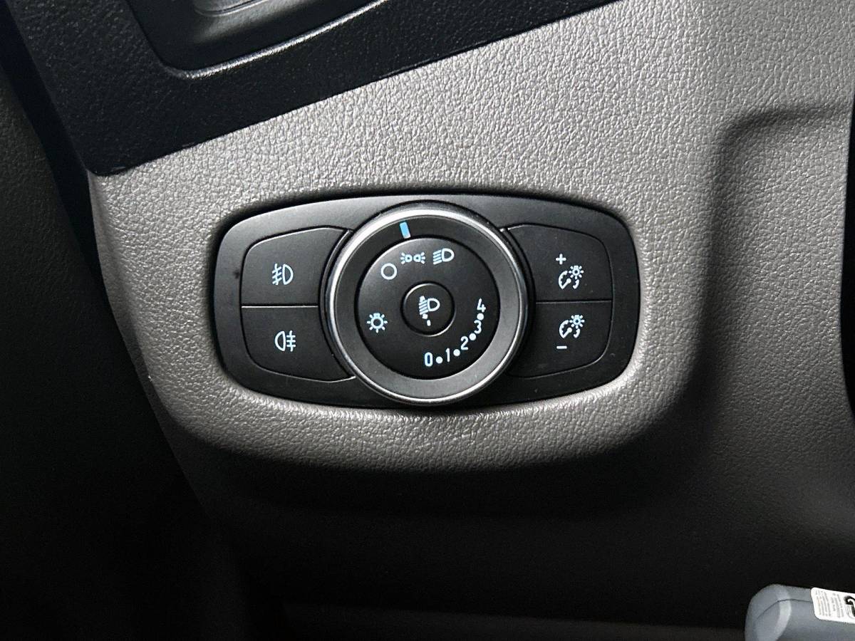 Ford Transit Connect Ford Transit Connect 1.5 EcoBlue L2 Trend Automaat Navi Airco Parkeersensoren Cruise Control 3Zits Camera DAB+