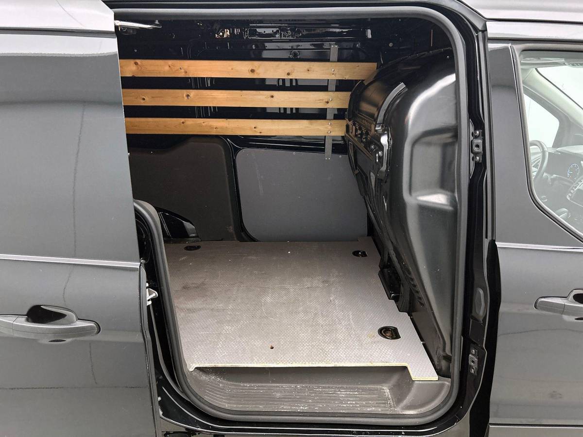 Ford Transit Connect Ford Transit Connect 1.5 EcoBlue L2 Trend Automaat Navi Airco Parkeersensoren Cruise Control 3Zits Camera DAB+