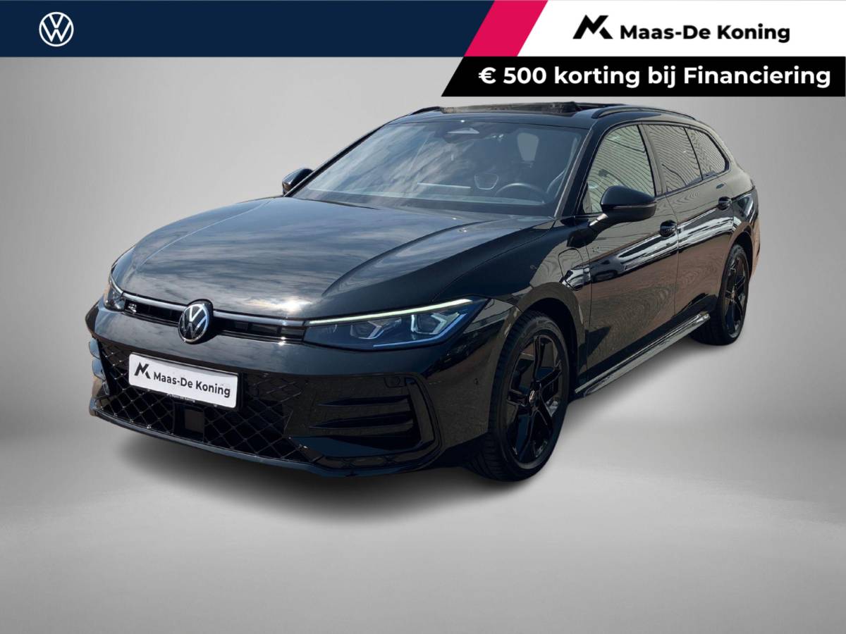 Volkswagen Passat Volkswagen Passat Variant 1.5eHybrid 200kW/272PK R-Line Black Style DSG · Panoramadak · Navigatie · Trekhaak · Garantie t/m 12-03-2030 of 100000km.