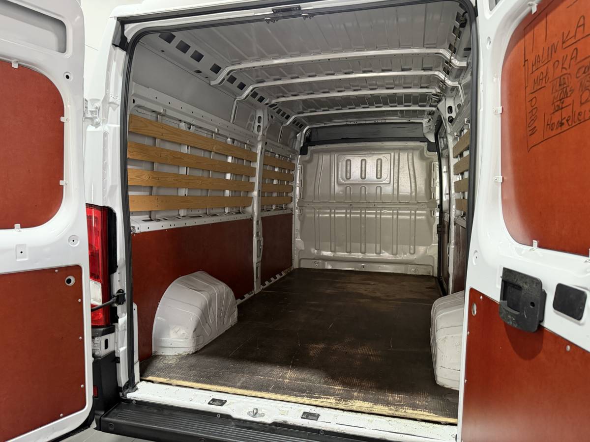 Peugeot Boxer Peugeot Boxer 2.2 BlueHDi 140 L3H2 3.3t – Airco / Camera / Cruise / BT