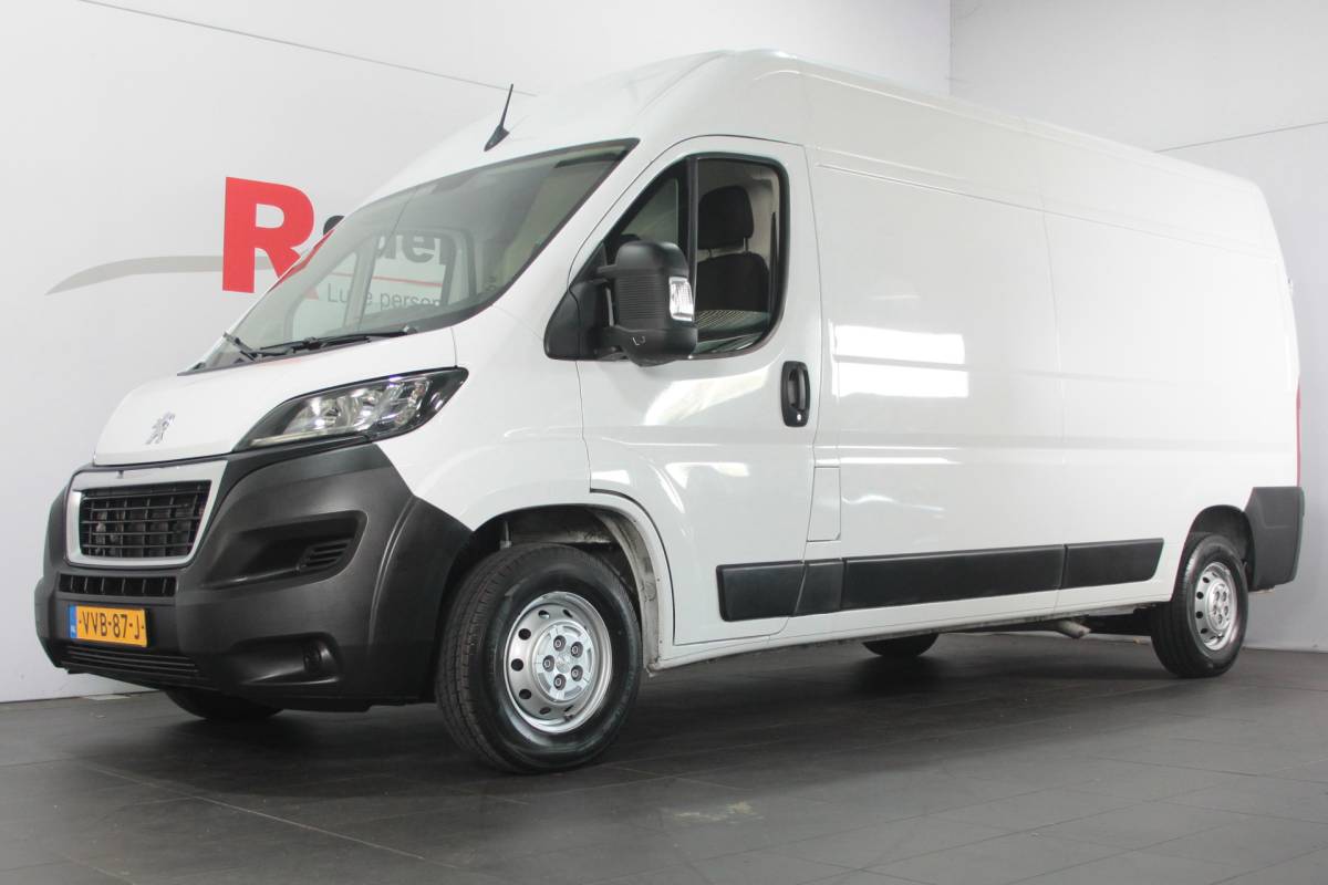 Peugeot Boxer Peugeot Boxer 2.2 BlueHDi 140 L3H2 3.3t – Airco / Camera / Cruise / BT