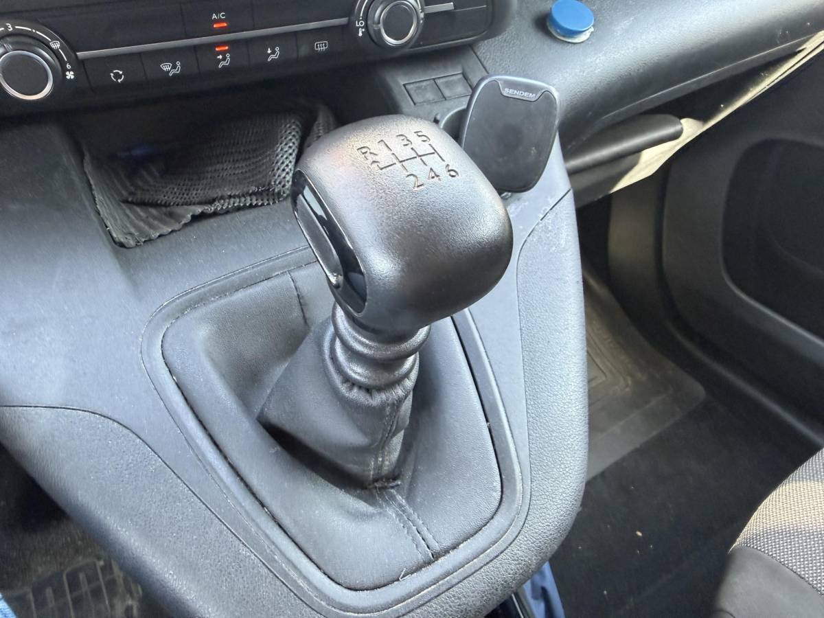 Toyota ProAce Toyota PROACE CITY 1.2 Turbo Live | Navigatie | Carplay | Airco | Cruise Control | DAB |