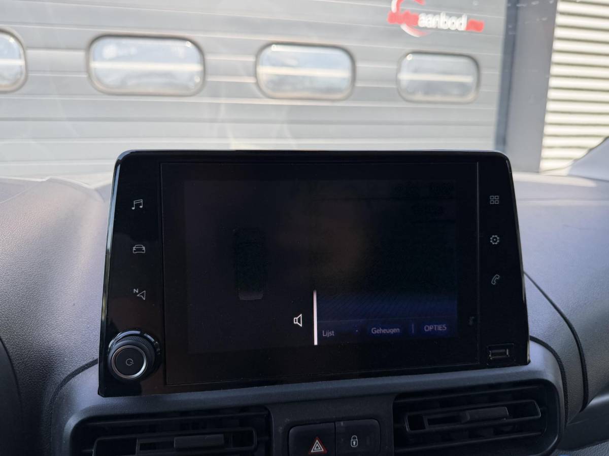 Toyota ProAce Toyota PROACE CITY 1.2 Turbo Live | Navigatie | Carplay | Airco | Cruise Control | DAB |