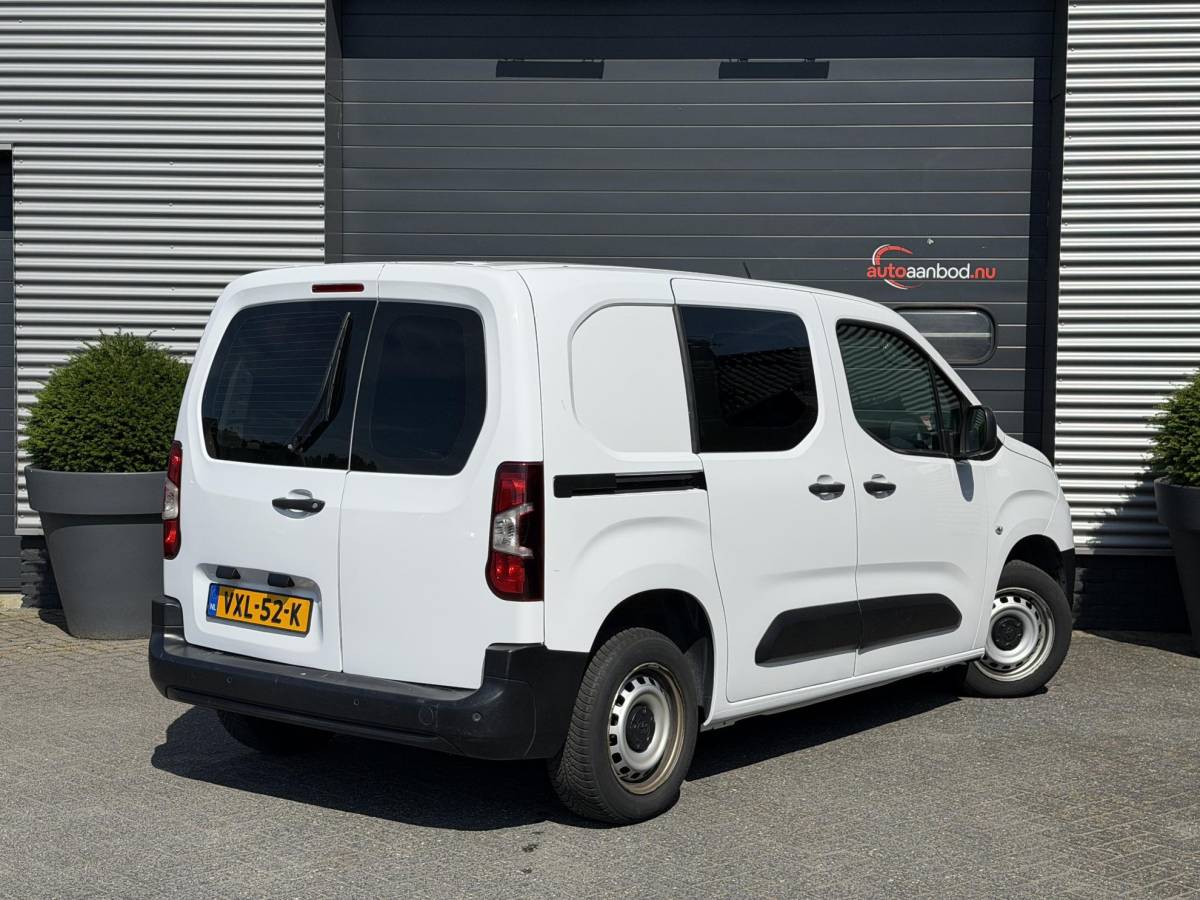 Toyota ProAce Toyota PROACE CITY 1.2 Turbo Live | Navigatie | Carplay | Airco | Cruise Control | DAB |